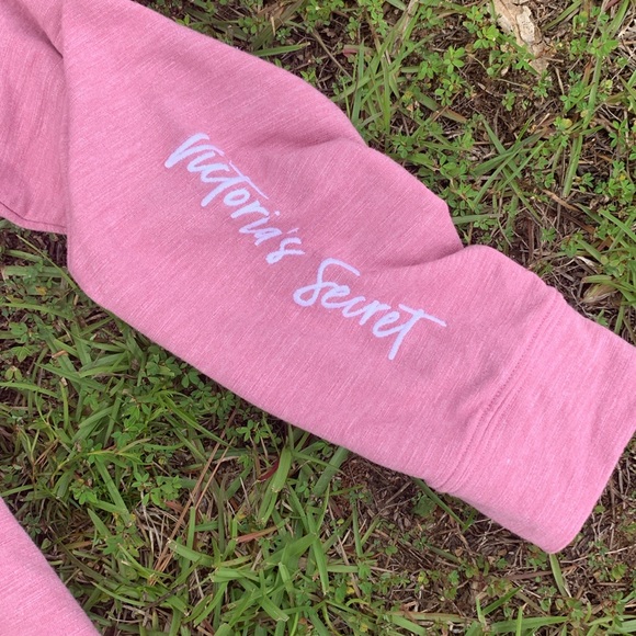 Victoria’s Secret Long Sleeve Shirt - Picture 2 of 8